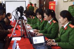 Từ 1-7, những ai phải đổi thẻ căn cước?