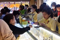 Giá vàng hôm nay, 6-3: Tiếp tục tăng mạnh