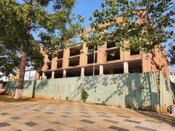 Điều tra nguyên nhân cháu trai tử vong trong tòa nhà bỏ hoang