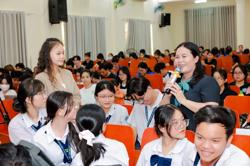 Bỏ phụ cấp thâm niên, lương giáo viên lâu năm có giảm?