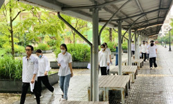 Thi tốt nghiệp THPT 2024: Giảm áp lực, giảm tốn kém