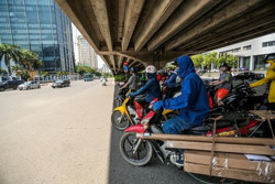 Ngày 15/4, Bắc Bộ nắng nóng gay gắt, có nơi trên 38 độ C