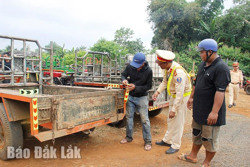 Để ra đường không còn “sợ nhất công nông”