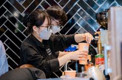 Tranh cãi "nảy lửa" về thời gian làm thêm của sinh viên