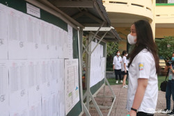 Ngày 24/4, học sinh lớp 12 thử đăng ký thi tốt nghiệp THPT