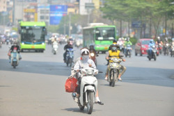 Nhiều khu vực nắng nóng gay gắt, có nơi trên 39 độ