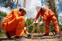 Tăng hơn 20% điện năng cung cấp tháng cao điểm nắng nóng