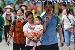 Tránh ngộ độc thức ăn khi đi du lịch trong thời tiết nắng nóng 'hiếm gặp'