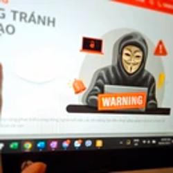 Nhận diện thủ đoạn lừa đảo mới để tránh mất tiền oan ở ngân hàng