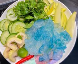 Nuốc Huế có gì ngon mà cư dân mạng "sôi sục" đến vậy?