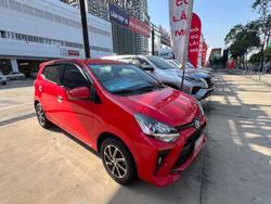 Ô tô cũ: Tiềm năng lớn nhưng sức mua yếu