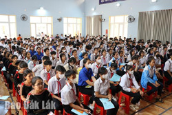 Giáo dục hướng nghiệp cho học sinh trung học cơ sở: Cởi mở trong chọn trường, chọn nghề