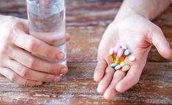 Hơn 500 thuốc, biệt dược phục vụ đấu thầu, điều trị được cấp mới, gia hạn số đăng ký