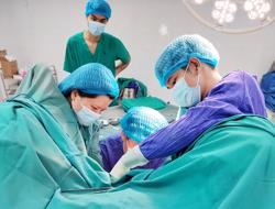 Nhiều người trẻ mắc bệnh "khó nói"