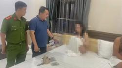 Bắt giữ cô gái chuyên môi giới bán dâm 6 triệu đồng/đêm