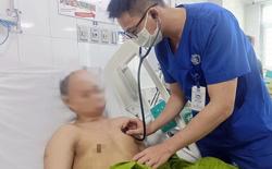 Chạy xe máy về quê giữa trưa nắng, nam thanh niên bị sốc nhiệt