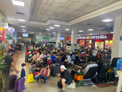 Hàng không thất thu dịp nghỉ lễ