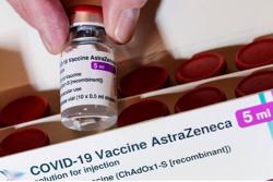 Không nên quá hoang mang về tác dụng phụ của vaccine Covid-19 AstraZeneca