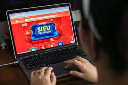 Giành nhau miếng bánh thương mại điện tử : Hài hòa lợi ích các bên