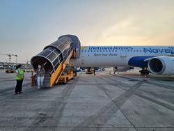 "Hạ nhiệt" giá vé máy bay