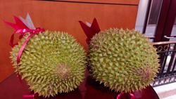 Giá sầu riêng biến động mạnh hơn thị trường chứng khoán