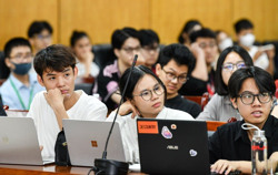 Tuyển sinh đại học 2024: Khi điểm chuẩn vượt ngưỡng 29