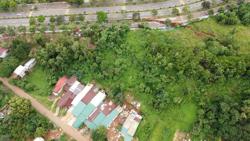 Đường Hồ Chí Minh chưa khắc phục xong sụt lún, người dân sống trong lo sợ