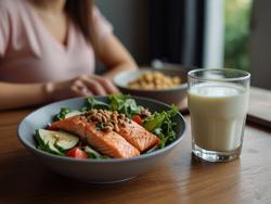 Đẩy lui mụn trứng cá: “Thần dược” dễ tìm trong thức ăn