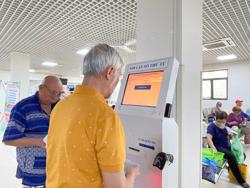 Mức chi khám, chữa bệnh BHYT nhóm hưu trí là 6,3 triệu đồng/người