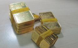 Bán vàng miếng qua ngân hàng là giải pháp trước mắt