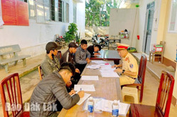 Nâng cao ý thức khi tham gia giao thông cho học sinh