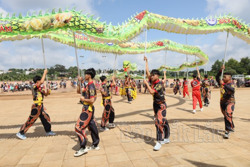 Khánh thành và ra mắt con rồng dài 120 m