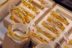 Giá vàng miếng và vàng nhẫn cùng giảm nhẹ