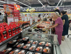 Nhiều nhóm hàng hóa thiết yếu tăng giá