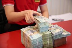 Loạt ngân hàng MB, HDBank, SHB, OCB làm ăn thế nào trong nửa đầu năm?