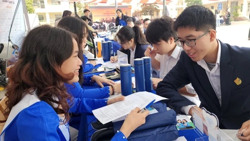 Điểm sàn thấp, điểm chuẩn khó cao