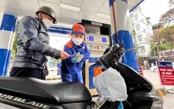 Giá xăng dầu tăng lần thứ 4 liên tiếp