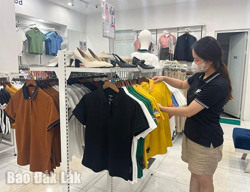 Sôi động thị trường thời trang mùa hè