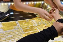 Giá vàng nhẫn tiếp tục tăng, vàng miếng SJC bất động