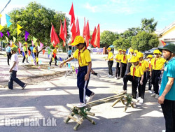 Sôi nổi sân chơi hè cho trẻ em