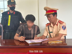 Truy bắt đối tượng trộm cắp tài sản, dương tính với ma túy