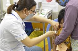 Ngăn dịch bệnh bùng phát mùa tựu trường