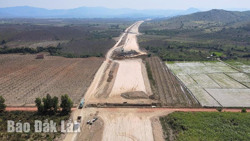 Vực dậy các tiềm năng, nguồn lực, thúc đẩy Đắk Lắk phát triển