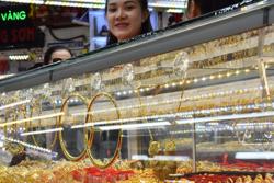 Giá vàng nhẫn bất ngờ "quay xe"