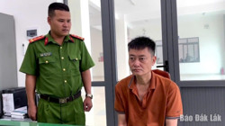 Nhận hối hộ, Giám đốc Văn phòng đăng ký đất đai huyện Ea Súp bị bắt