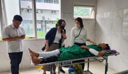 Tích cực cứu chữa các nạn nhân trong vụ tai nạn liên hoàn khiến 6 người thương vong