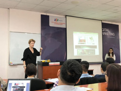 Liên kết đào tạo đại học quốc tế: Thay đổi để đáp ứng yêu cầu thực tiễn