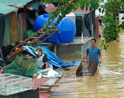 Bộ Y tế: Khẩn trương đánh giá nguy cơ dịch bệnh tại các vùng ảnh hưởng bởi bão lũ