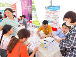 Nhiều đơn hàng, doanh nghiệp tăng tốc tuyển dụng