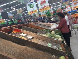 Thủ tướng: Xử lý nghiêm lợi dụng bão số 3 để "thổi" giá